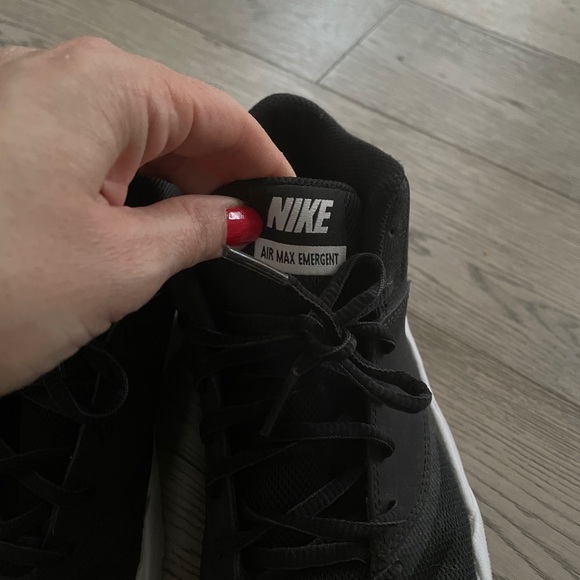 Nike Air Max Emergent Shoes - Picture 8 of 9